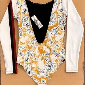 AKELA SURF rash guard bathing suit